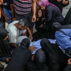 gazzede israil saldirilari 14 filistinli hayatini kaybetti IG5g4VZO