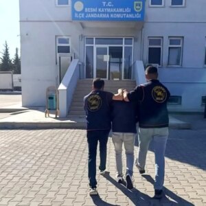 uyusturucu suclusu yakalandi IRnXWsHE