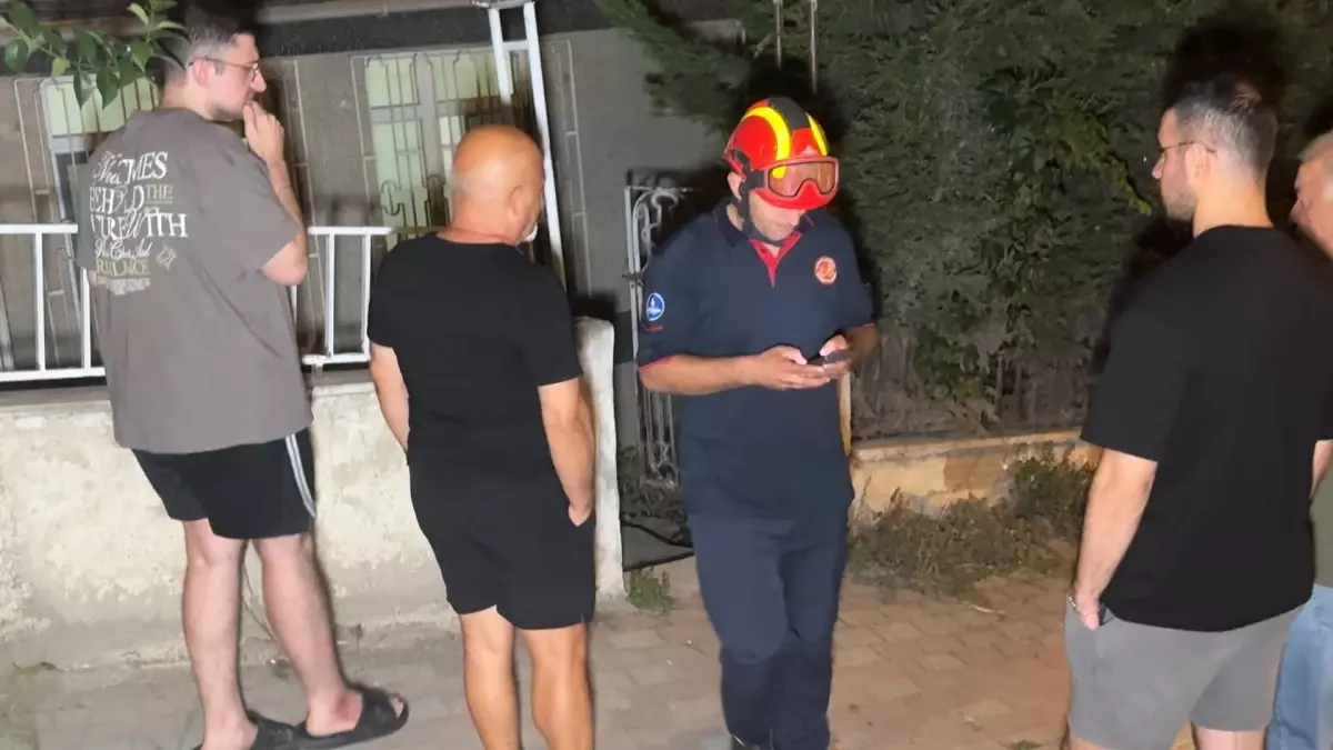 avcilarda yalniz yasayan adam olu bulundu 3Out8Wjl