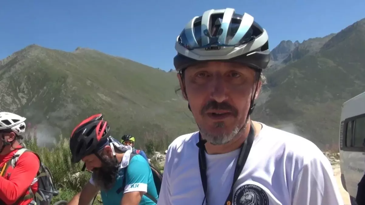 bisikletli macera kackar daglarinda pedal cevirenler DCmmqdLm