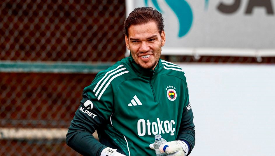 fenerbahcede ederson ilk antrenmanina cikti dOjYiOAh