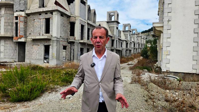 tanju ozcandan erdogana sato villalar cagrisi yapamiyorsaniz bize verin biz tamamlayalim AP3Bf5Zj