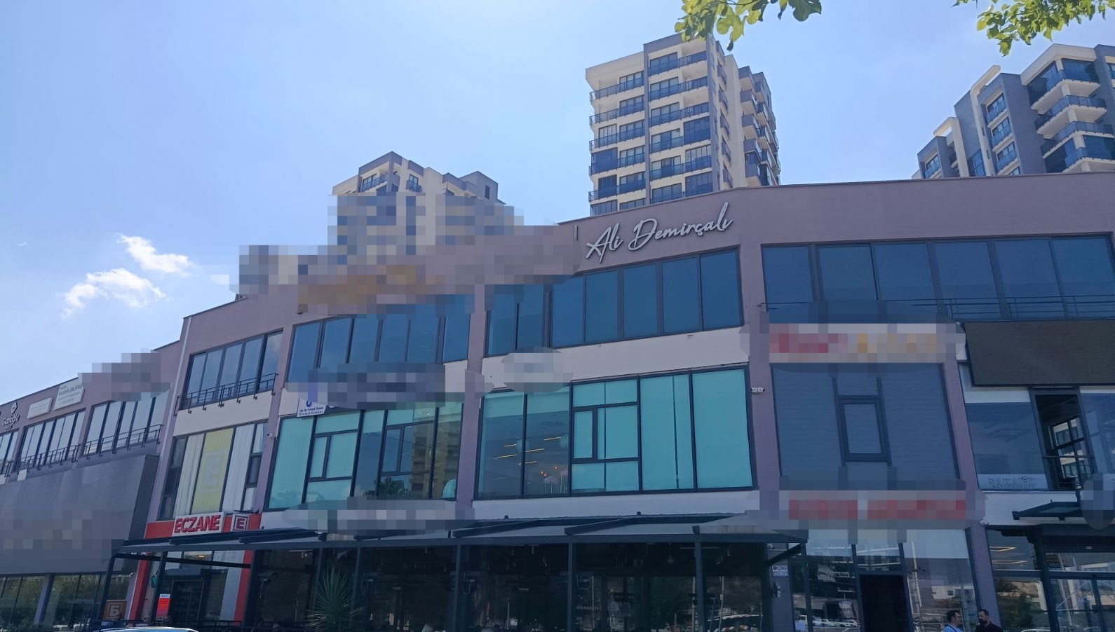 yuregir belediye baskani ali demircalinin insaat ofisi kursunlandi ITTu2zJx