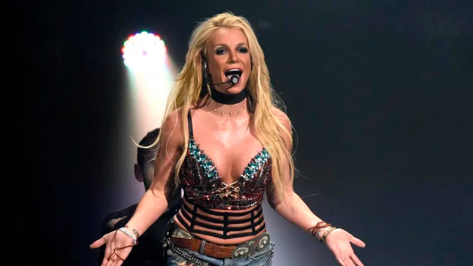 britney spearstan eski esine sitem oglumla bes yilda sadece 45 dakika vakit gecirebildim tM4Km8vU.jpg