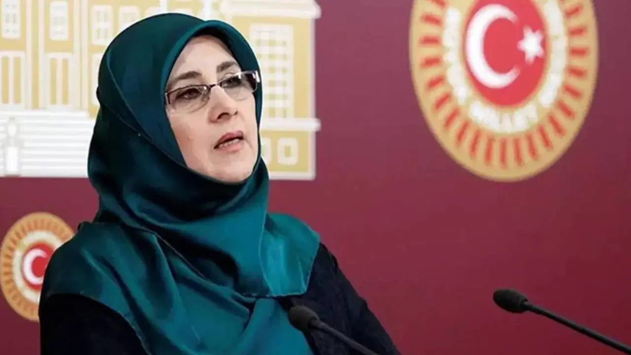 eski hdp milletvekili huda kaya hapse girecegini duyurdu mCppHmxg.jpg