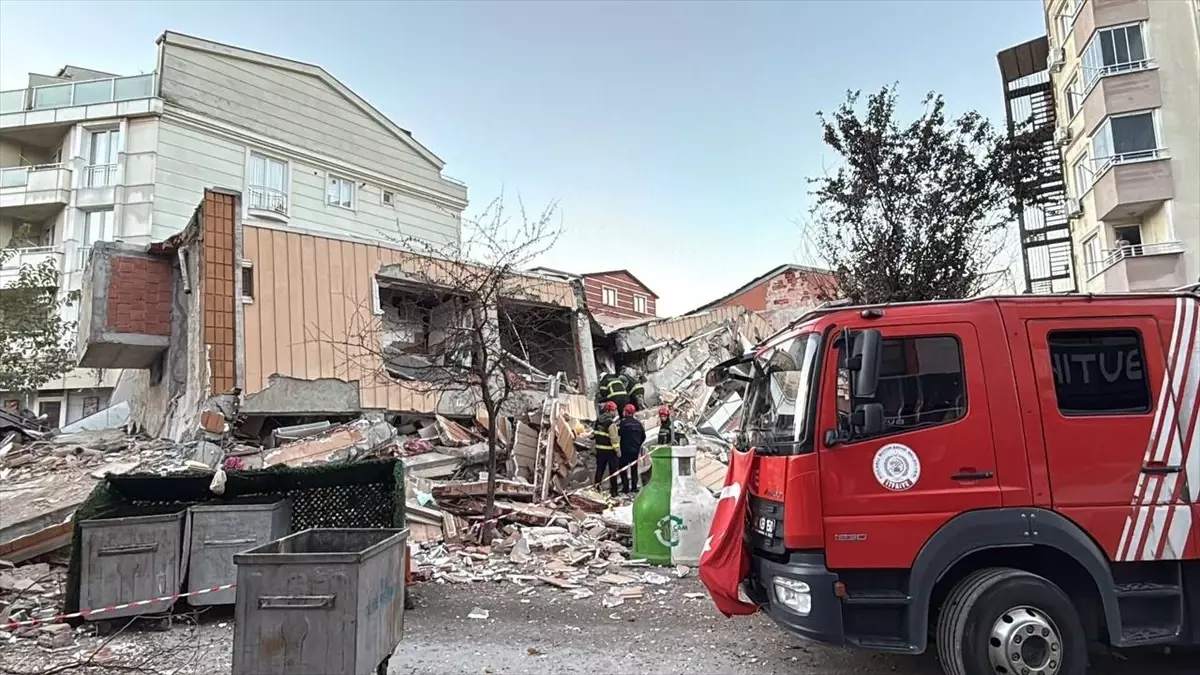 gebzede olumlu bina cokmesi VmMGJ4iM.jpg