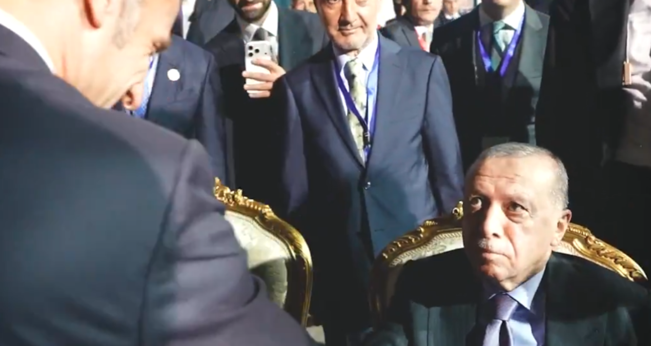 macron demek istedi erdoganin davetine fransiz cumhurbaskanindan nazik red l1XIBlOk.jpg