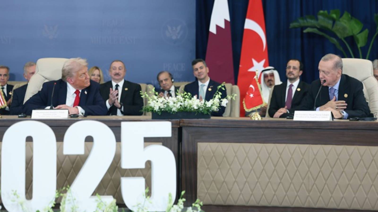 murat yetkin erdogan dostum dedigi trumpin daha once kendisine ve turkiyeye neler yaptigini unutmusolabilirmi AEg7PHaG.jpg