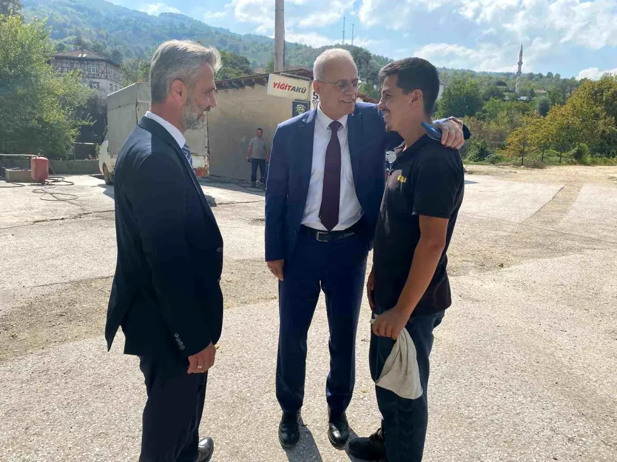 zekeriya arslanturk yigilcada spor tesislerini inceledi DWmvRR4k