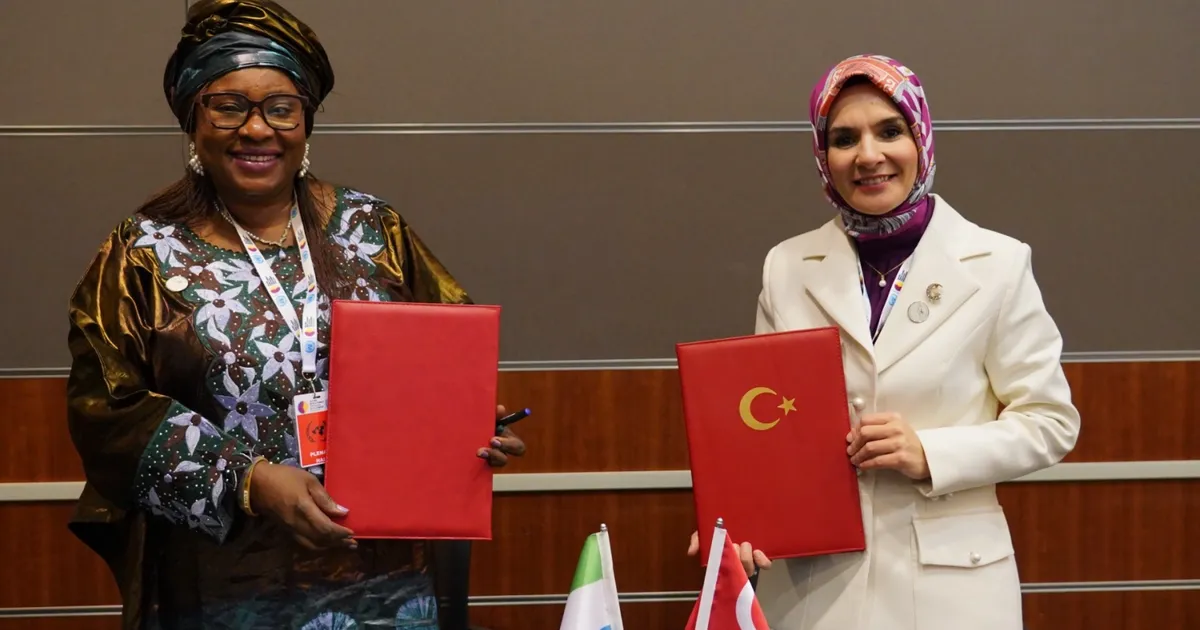 bakan goktas sierra leone ve singapurlu mevkidaslari ile is birligi mutabakat zapti imzaladi Z5tmYnLj.webp