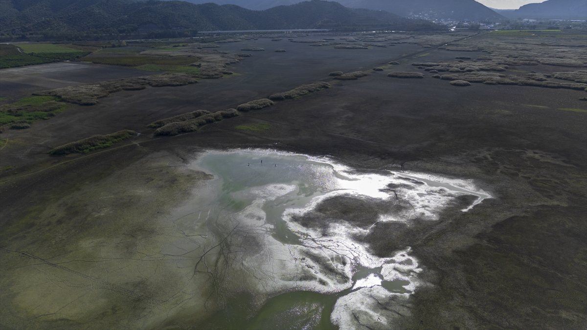 belevi golunde kuraklik alarmi HzCn3zX6.jpg