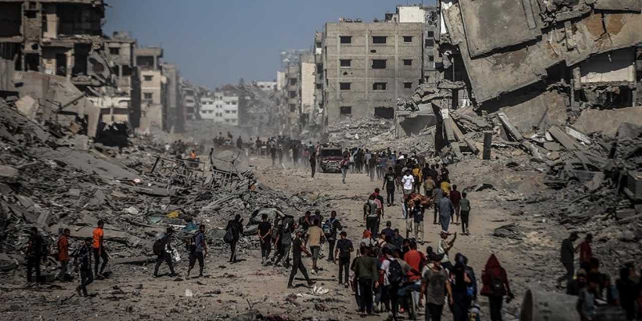 israil yine ateskes tanimadi gazzelilerin evlerine saldirdi H6wwkSZ9.jpg