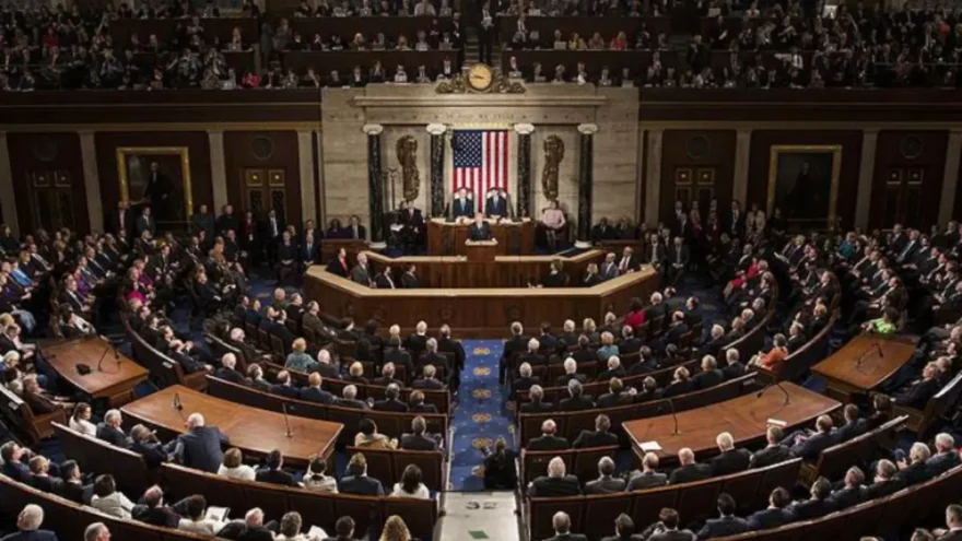 ABD Kongresi’nde Askeri Harekât Tartışmaları Kızıştı